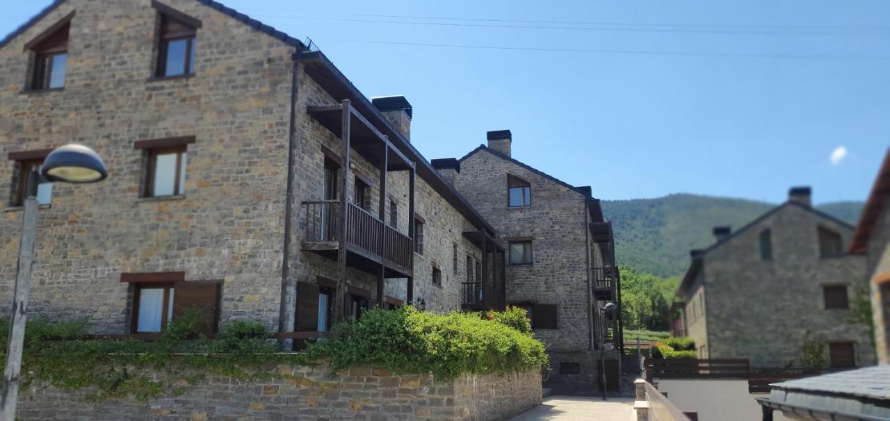 Fabuloso Apartamento Con Vistas A La Montana El Abedul Luga 23 كاستيلو دي جاكا المظهر الخارجي الصورة