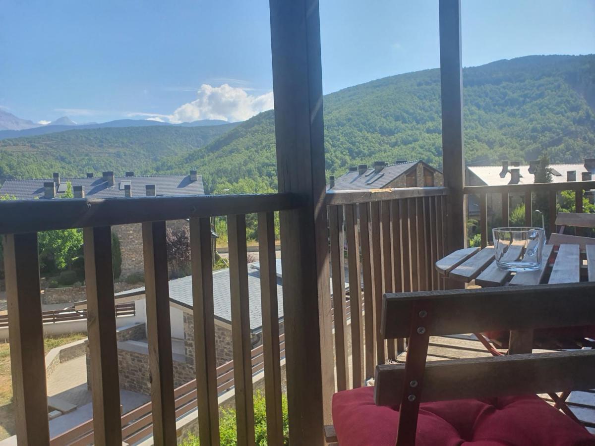 Fabuloso Apartamento Con Vistas A La Montana El Abedul Luga 23 كاستيلو دي جاكا المظهر الخارجي الصورة